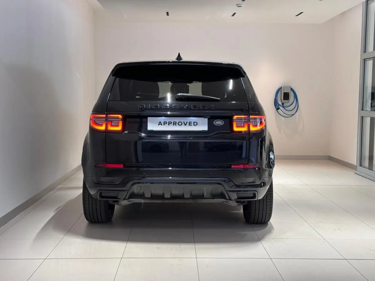 Land Rover Discovery Sport usata a Varese (7)