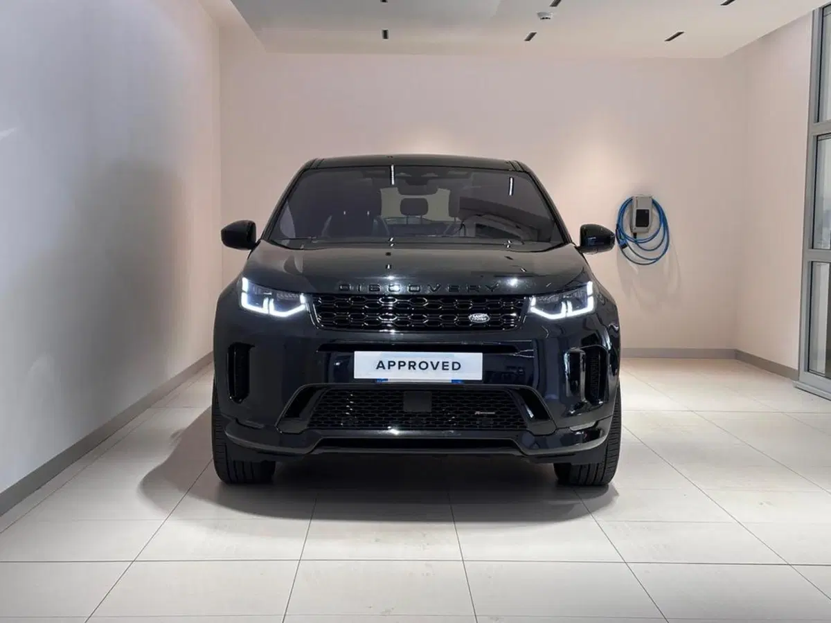 Land Rover Discovery Sport usata a Varese (8)