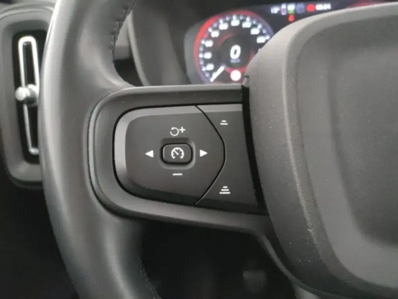 Volvo XC40 usata a Modena (20)
