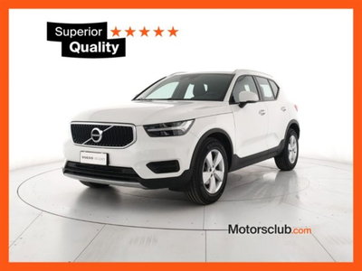 Volvo XC40 T3 Momentum Pro del 2021 usata a Modena