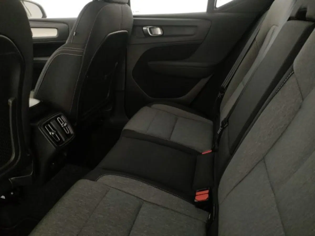 Volvo XC40 usata a Modena (10)