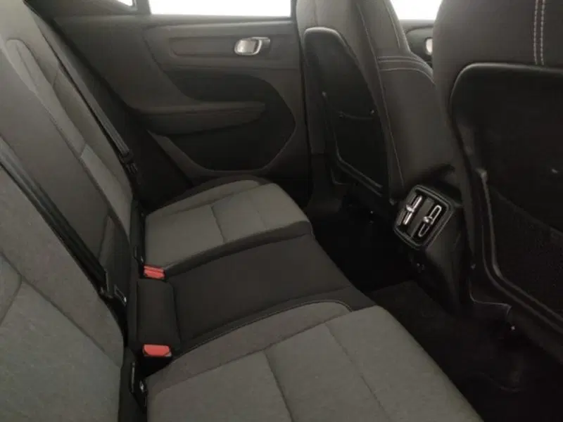 Volvo XC40 usata a Modena (11)