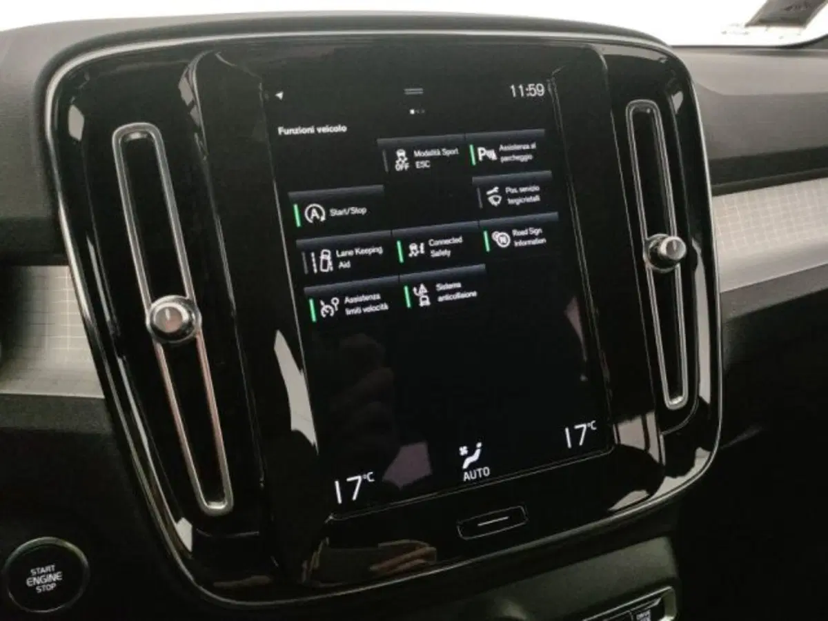 Volvo XC40 usata a Modena (16)