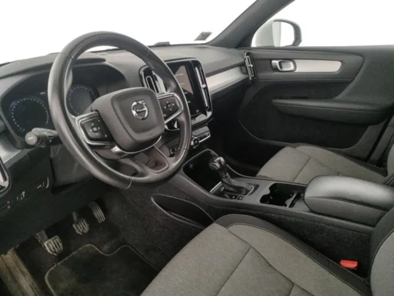 Volvo XC40 usata a Modena (9)