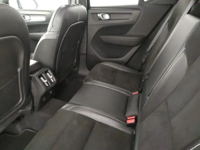 Volvo XC40 usata a Modena (10)