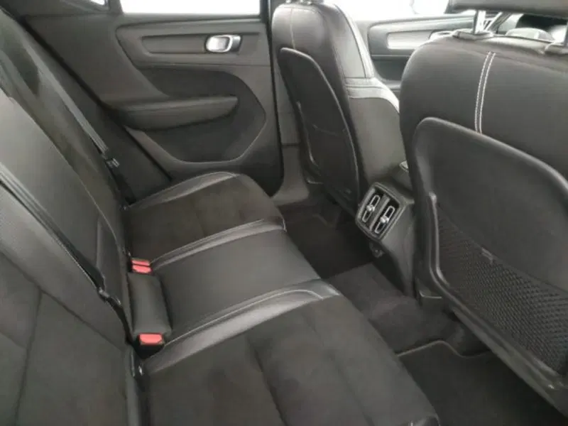Volvo XC40 usata a Modena (11)