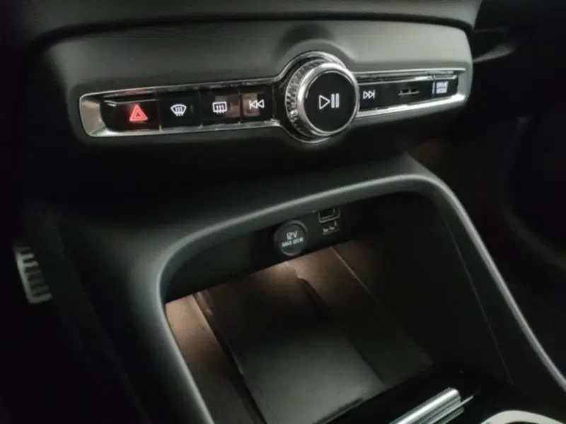 Volvo XC40 usata a Modena (19)