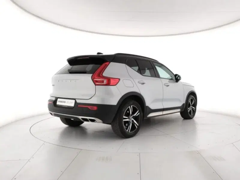 Volvo XC40 usata a Modena (5)