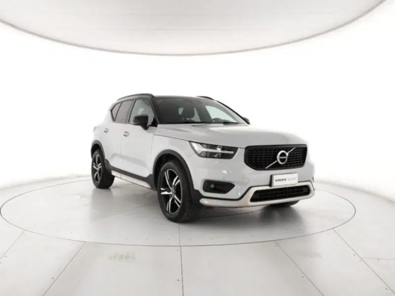 Volvo XC40 usata a Modena (6)