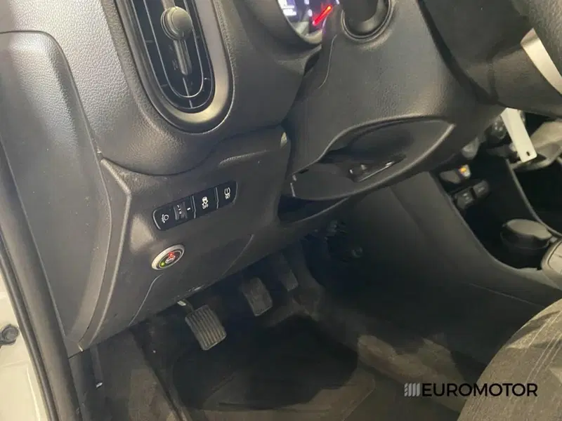 Kia Picanto usata a Bari (11)