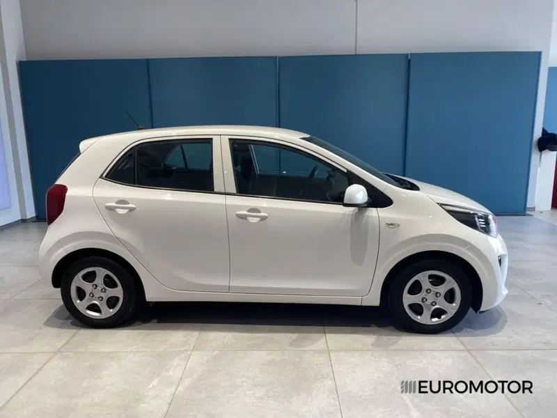 Kia Picanto usata a Bari (5)