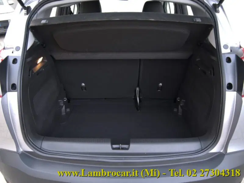 Opel Crossland X usata a Milano (12)