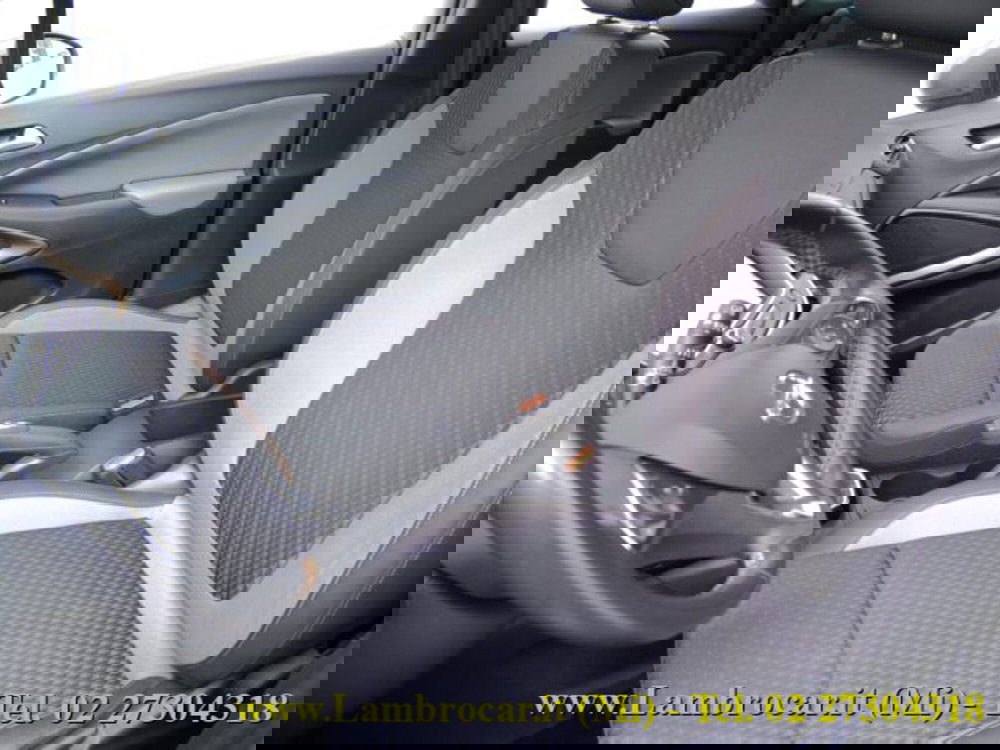 Opel Crossland X usata a Milano (4)