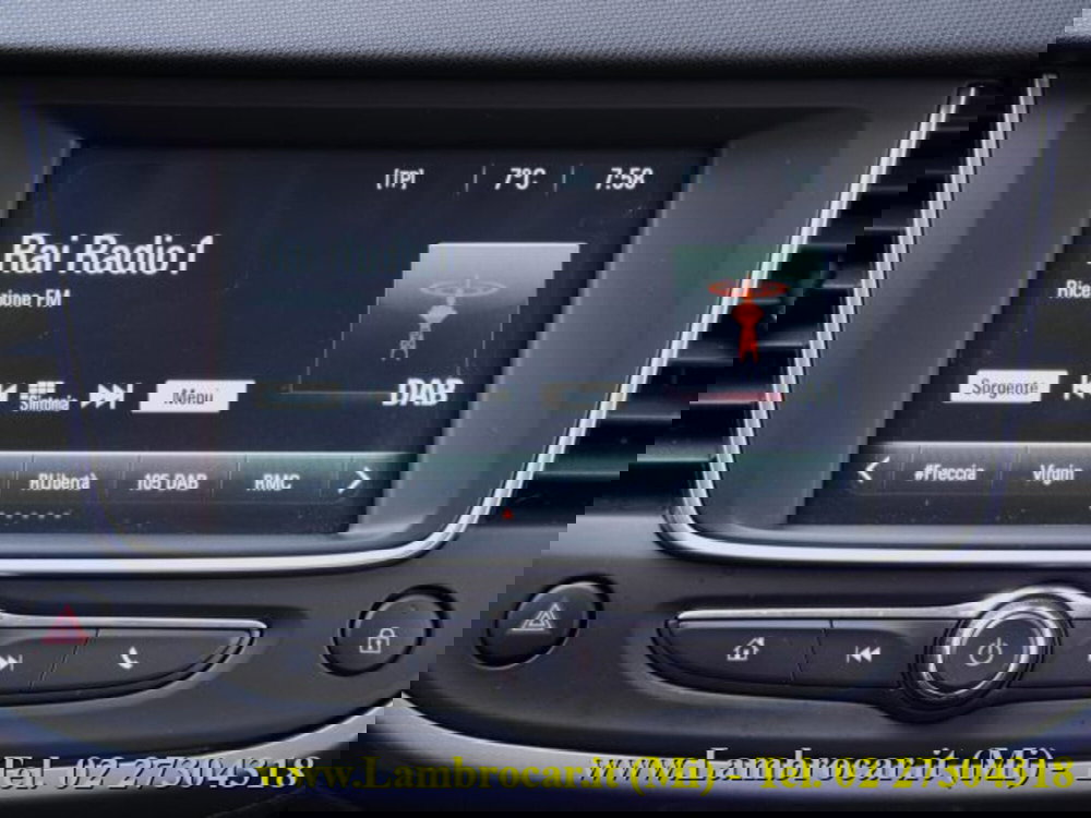 Opel Crossland X usata a Milano (8)