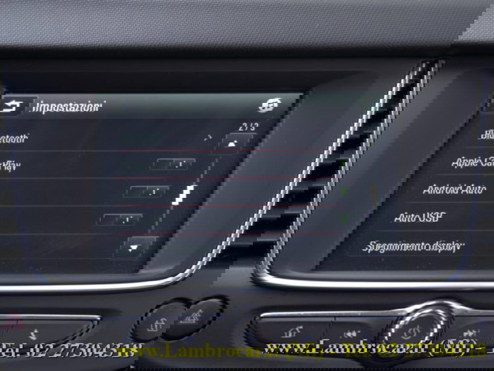 Opel Crossland X usata a Milano (9)