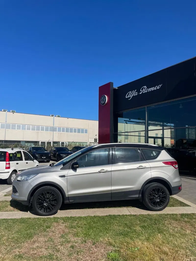 Ford Kuga usata a Sassari (11)