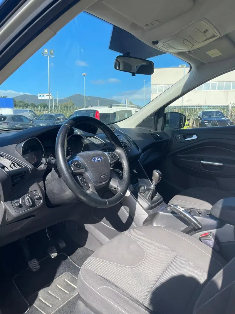 Ford Kuga usata a Sassari (3)