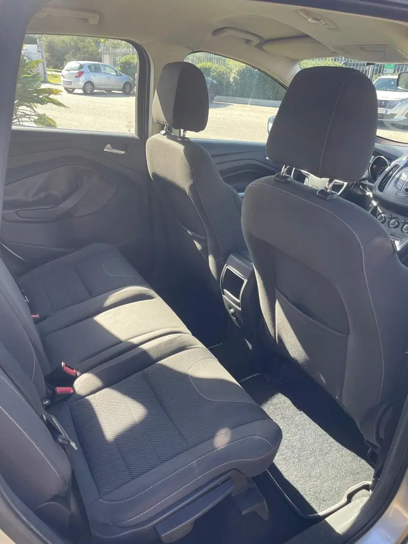 Ford Kuga usata a Sassari (4)