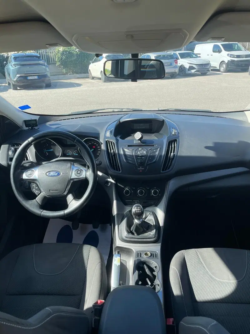 Ford Kuga usata a Sassari (8)