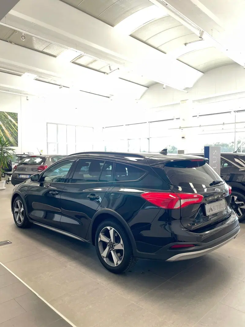 Ford Focus Station Wagon usata a Sassari (12)