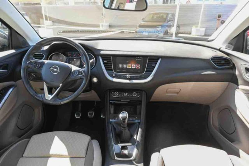Opel Grandland X usata a Torino (12)