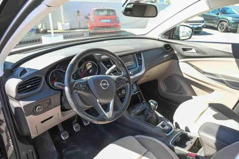 Opel Grandland X usata a Torino (13)