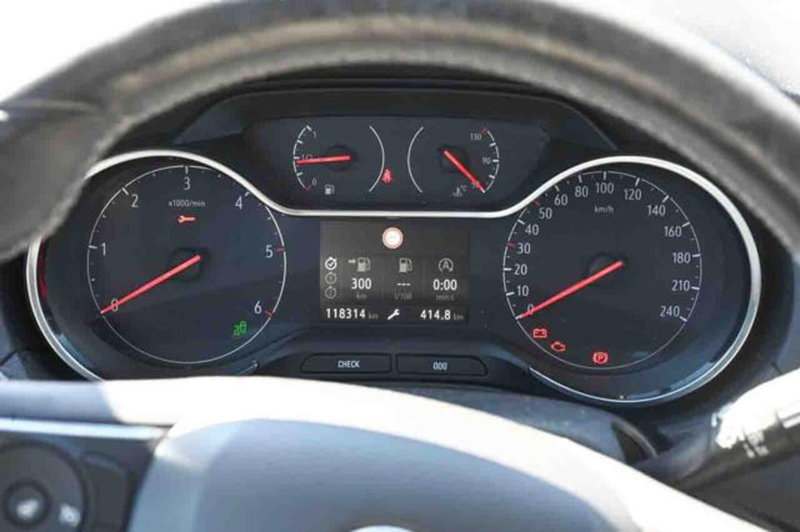 Opel Grandland X usata a Torino (18)