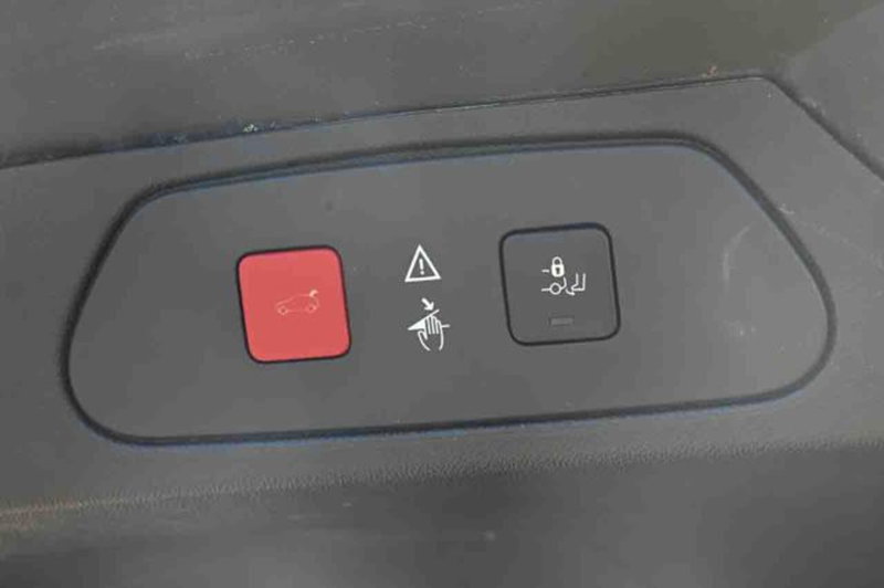 Opel Grandland X usata a Torino (9)