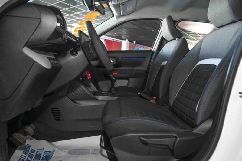 Citroen C3 Aircross nuova a Torino (11)