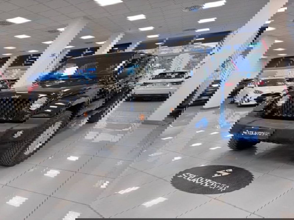 Jeep Wrangler Unlimited usata a Prato