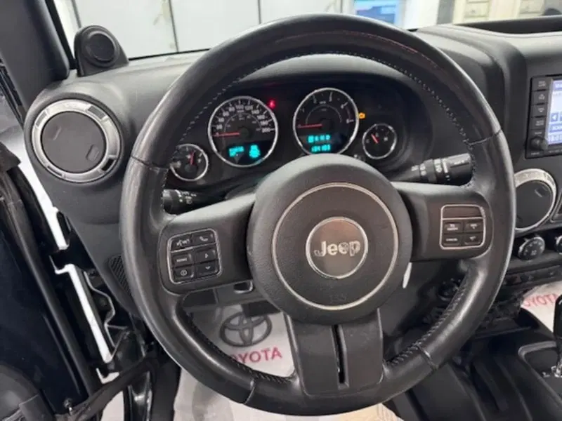 Jeep Wrangler Unlimited usata a Prato (8)