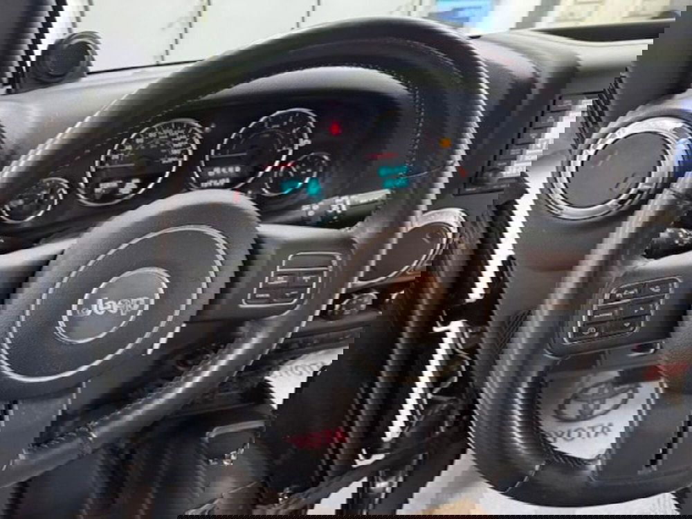 Jeep Wrangler Unlimited usata a Prato (8)