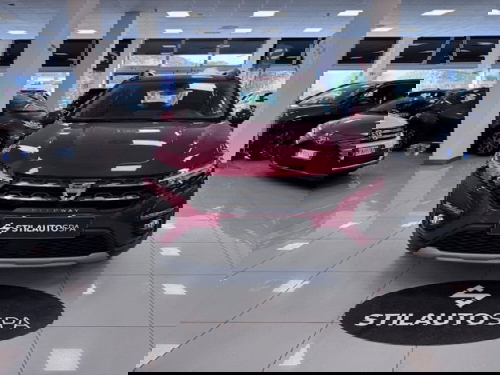 Dacia Sandero usata a Prato (2)