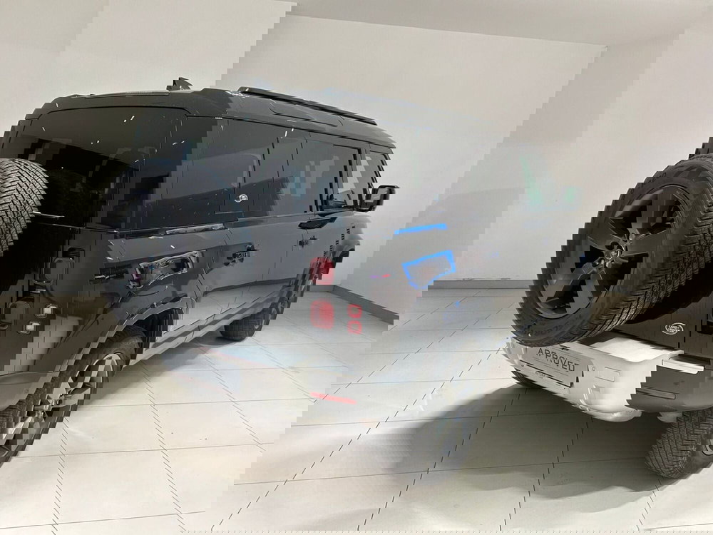 Land Rover Defender usata a Napoli (2)