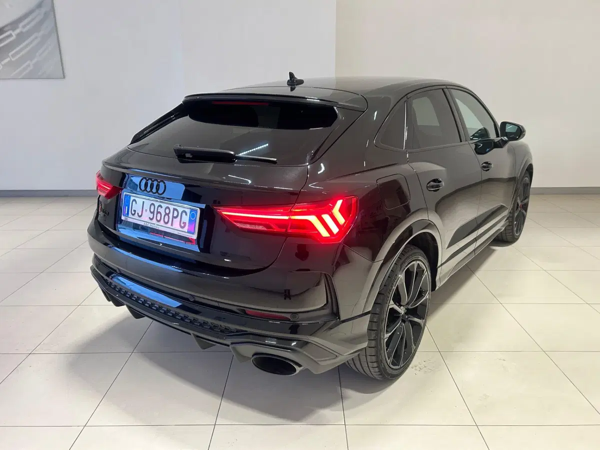 Audi RS Q3 Sportback usata a Napoli (2)