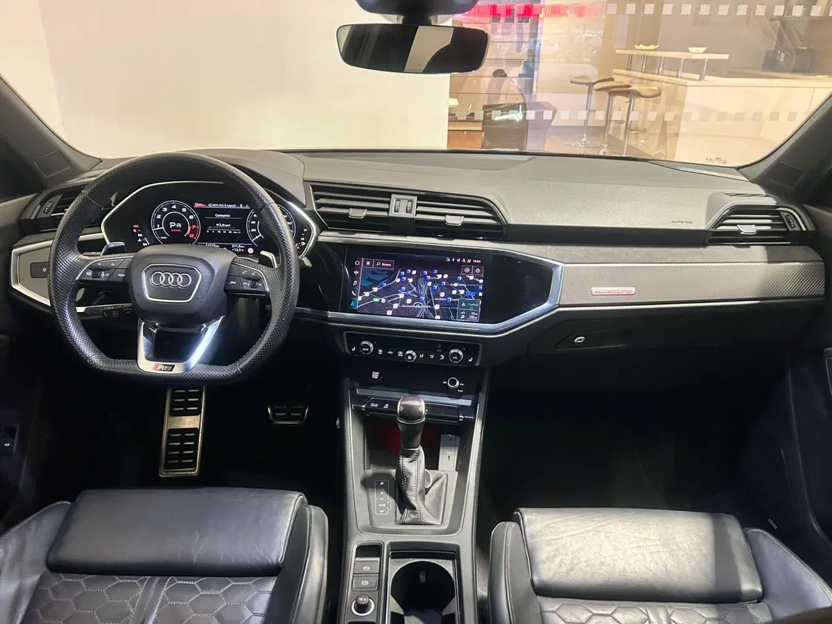 Audi RS Q3 Sportback usata a Napoli (4)