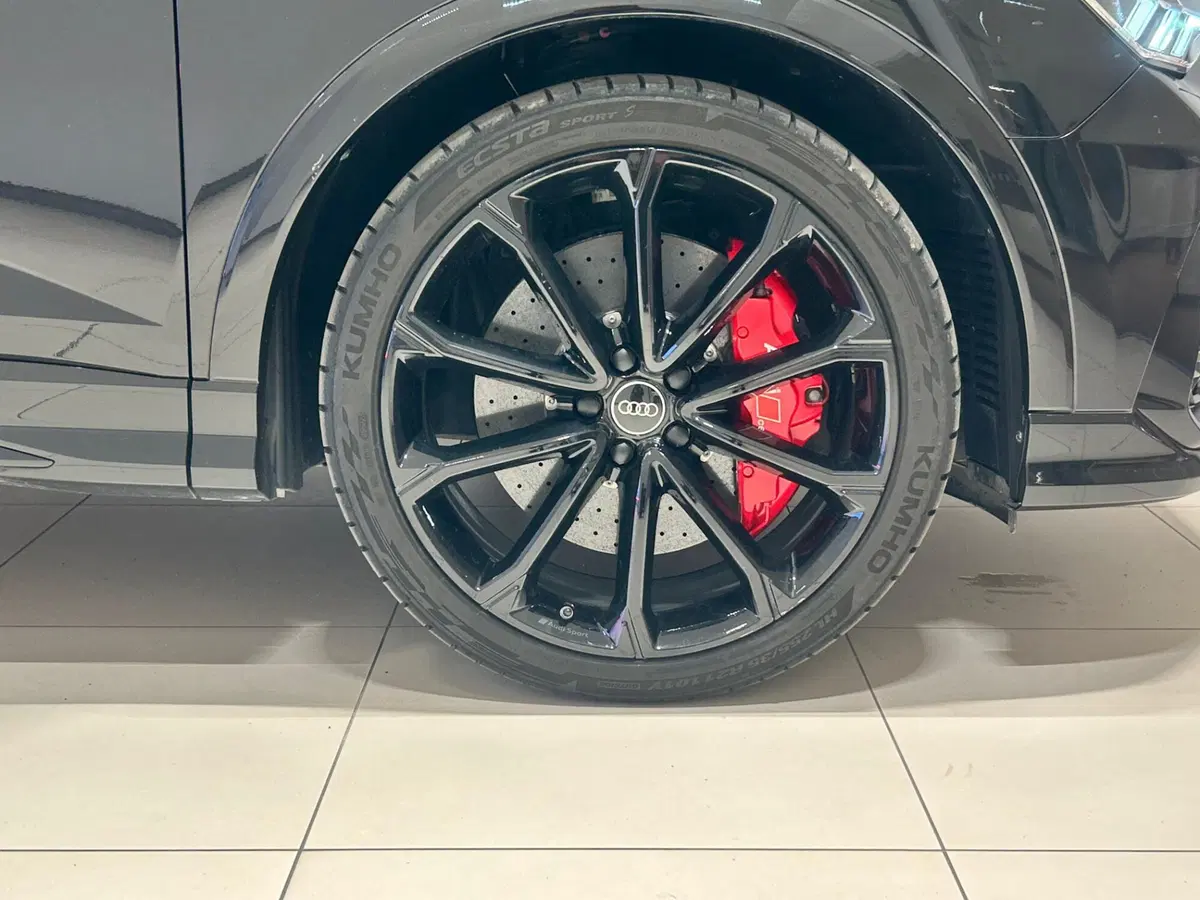 Audi RS Q3 Sportback usata a Napoli (9)