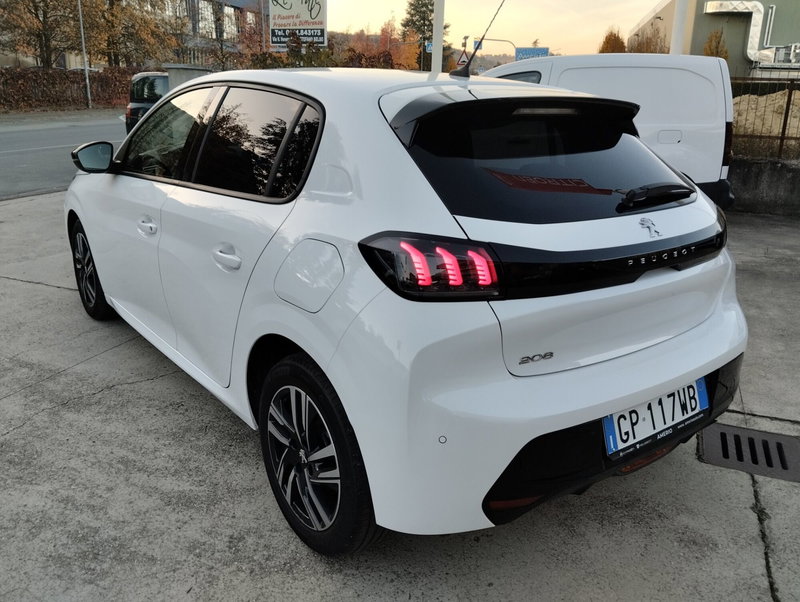 Peugeot 208 usata a Asti (3)