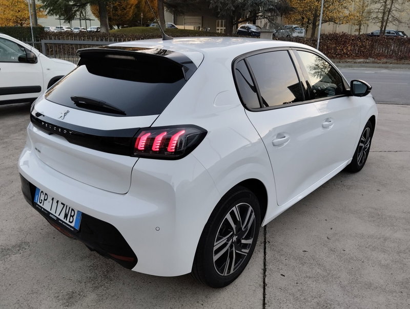Peugeot 208 usata a Asti (4)