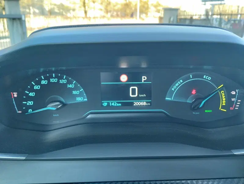 Peugeot 208 usata a Asti (12)