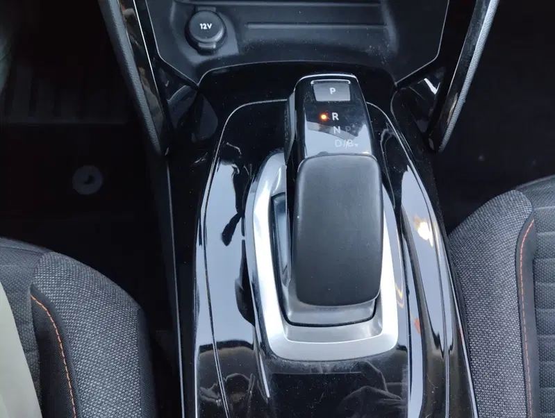 Peugeot 208 usata a Asti (19)