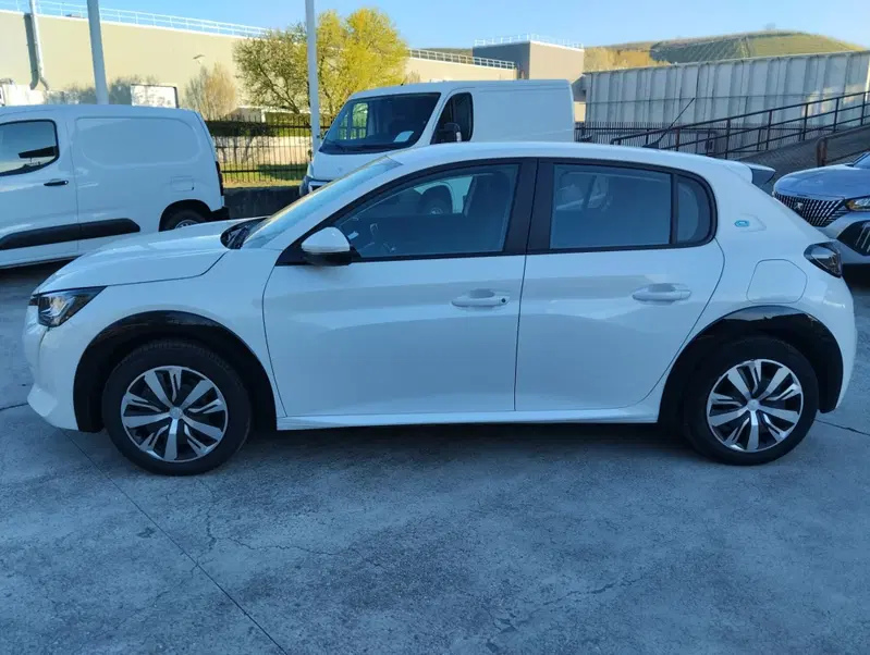 Peugeot 208 usata a Asti (6)