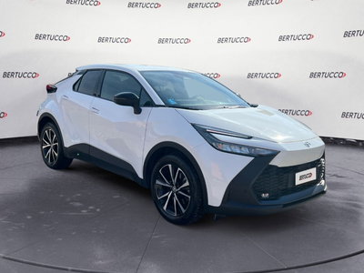 Toyota Toyota C-HR 2.0 phev Trend fwd e-cvt del 2025 usata a Verona