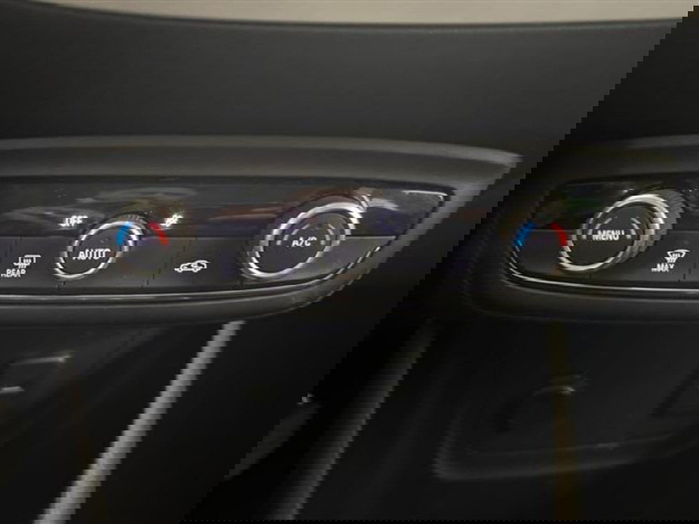 Opel Crossland usata a Siena (16)