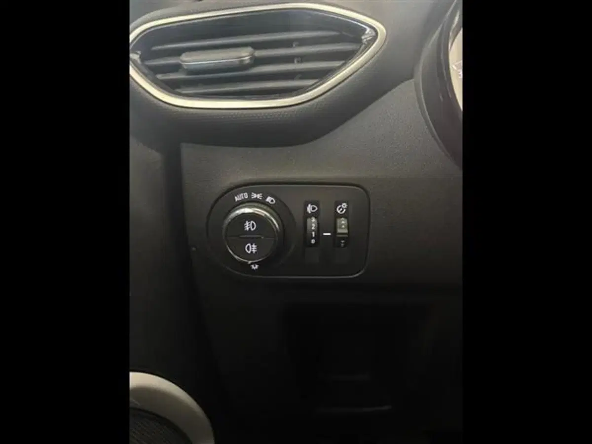 Opel Crossland usata a Siena (7)