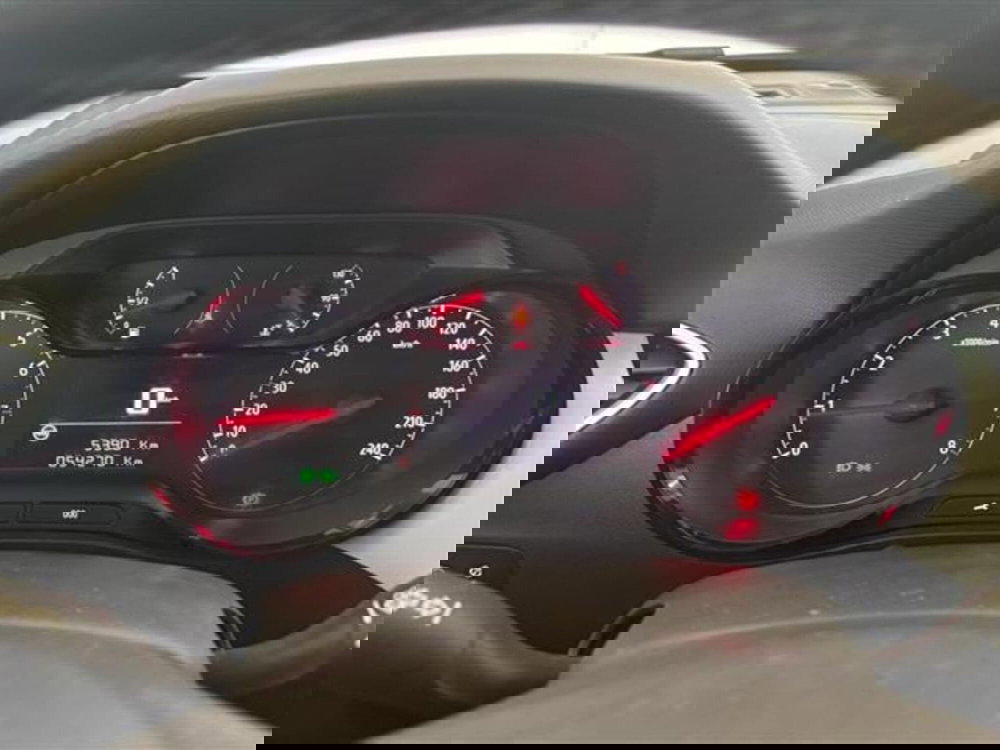 Opel Crossland usata a Siena (9)