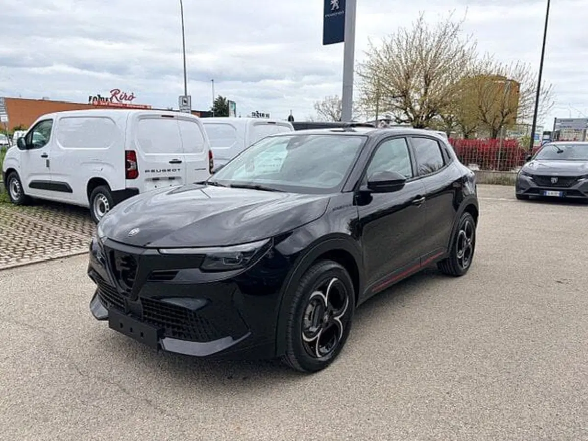 Alfa Romeo Junior nuova a Ravenna