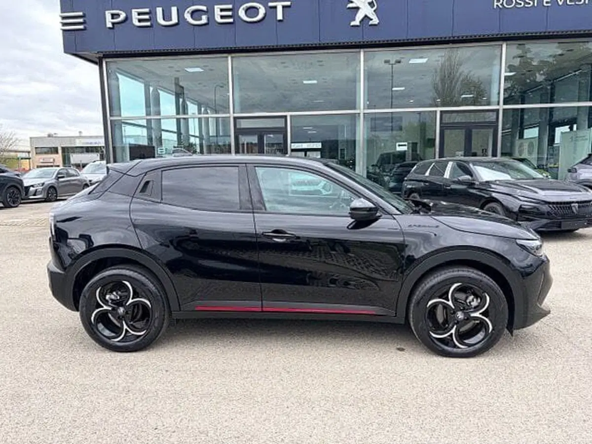 Alfa Romeo Junior nuova a Ravenna (5)