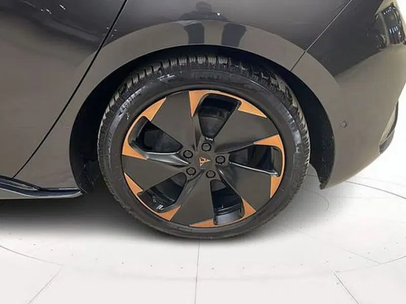 Cupra Born usata a Vicenza (15)