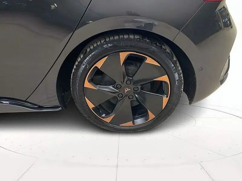 Cupra Born usata a Vicenza (17)